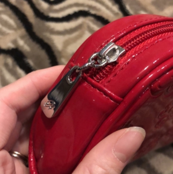 Makeup/Cosmetic Bag - Red - Picture 3 of 3